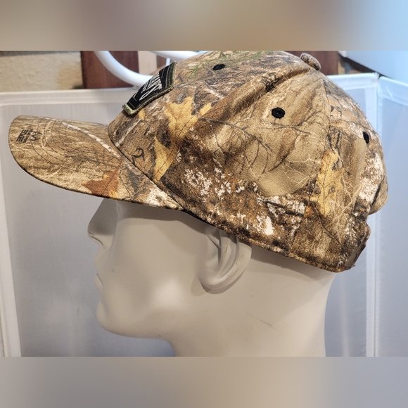 Sportsman's Warehouse Camouflage Hat OSFM Snapback Hunting/Fishing - Picture 3 of 8